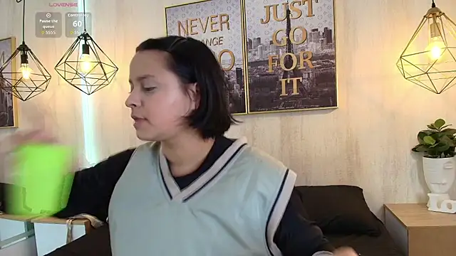 Bluesky 666 online show from October 15, 7:36 pm