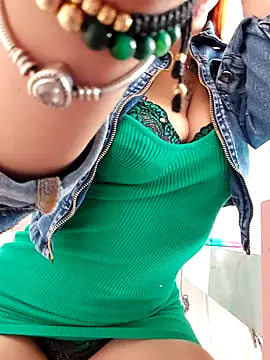 sandy y online show from October 11, 3:54 pm