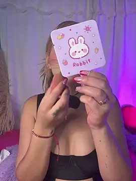 Snapshot of Miaa_rosses3 chatting on October 30, 3:52 am Miaa rosses3 online show from October 30, 3:52 am