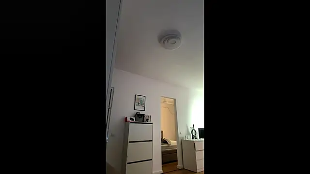 Snapshot of EvaBllake chatting on September 18, 6:04 am EvaBllake online show from September 18, 6:04 am