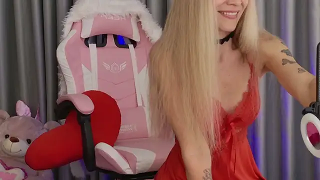 goddess kate   online show from November 17, 10:54 am