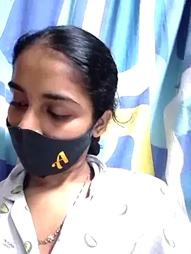 Snapshot of Zoya_G chatting on October 20, 11:32 am Zoya G online show from October 20, 11:32 am