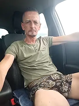 Snapshot of fabius720 chatting on October 20, 11:54 am fabius720 online show from October 20, 11:54 am