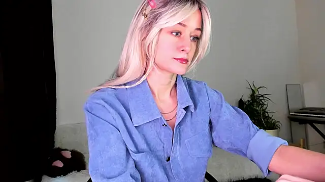 thief of hearts online show from December 15, 7:45 am