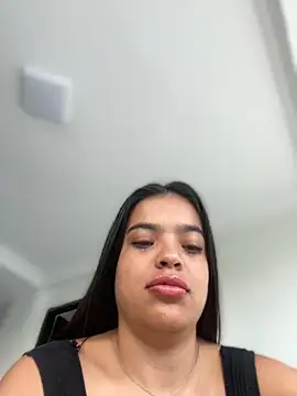 JuanitaMore01 online show from September 28, 8:14 pm