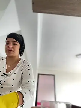 JuanitaMore01 online show from November 16, 3:28 pm