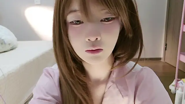 Snapshot of EnEn_xiaobao chatting on December 16, 1:05 pm EnEn xiaobao online show from December 16, 1:05 pm