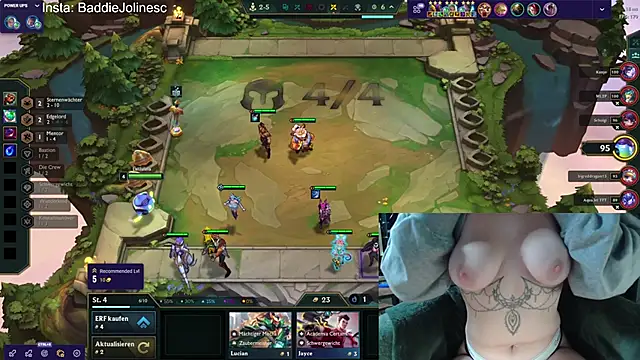 BaddieJoline online show from October 6, 6:38 pm