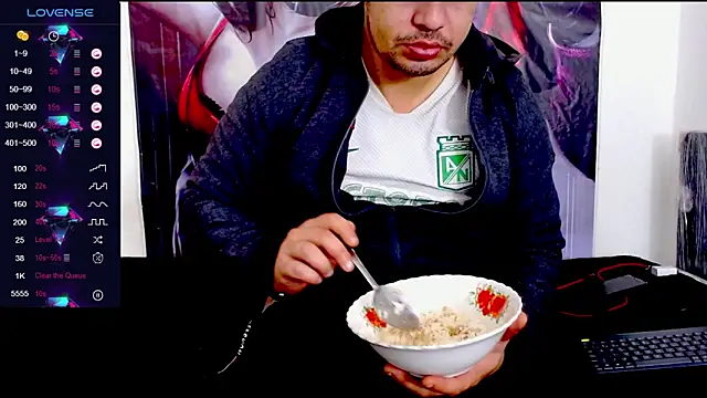 Snapshot of smith_hot29 chatting on October 5, 4:22 am smith hot29 online show from October 5, 4:22 am