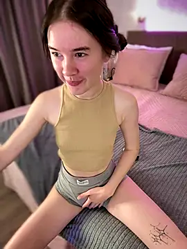 Snapshot of Marryme- chatting on September 25, 1:59 pm Marryme- online show from September 25, 1:59 pm