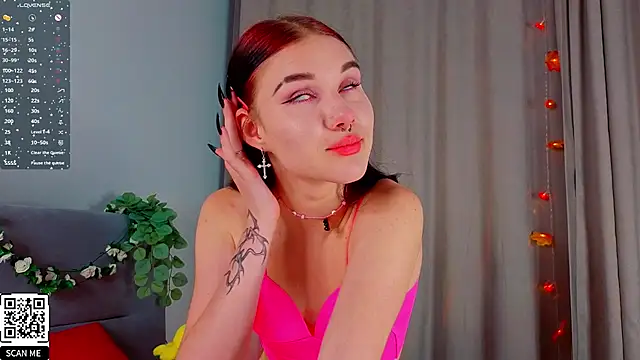 JenniferSullivan online show from October 17, 10:01 pm