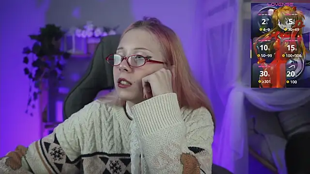 Snapshot of SakuraBliss chatting on November 3, 5:14 pm SakuraBliss online show from November 3, 5:14 pm