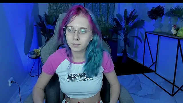 Snapshot of SakuraBliss chatting on November 11, 5:02 pm SakuraBliss online show from November 11, 5:02 pm