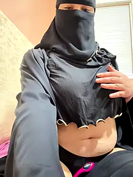  Laiali  online show from November 8, 12:27 pm