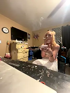 Snapshot of flavi1996 chatting on October 13, 2:28 pm flavi1996 online show from October 13, 2:28 pm