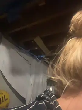 Snapshot of flavi1996 chatting on December 4, 5:21 pm flavi1996 online show from December 4, 5:21 pm