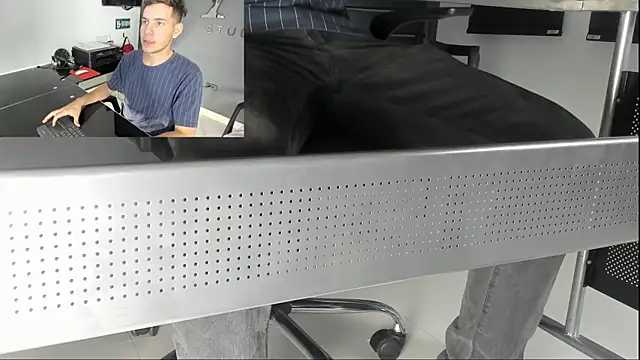 lara and danny online show from October 9, 7:34 pm