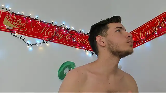 lara and danny online show from November 17, 4:13 pm