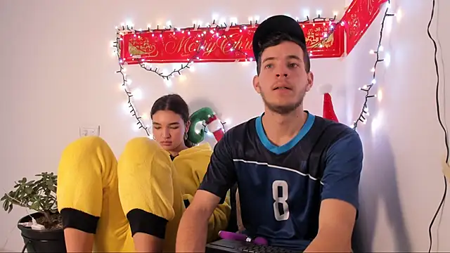 lara and danny online show from November 20, 2:17 pm