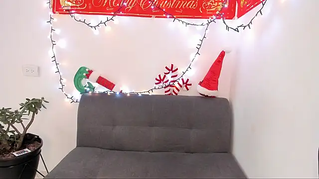 lara and danny online show from November 26, 1:45 pm