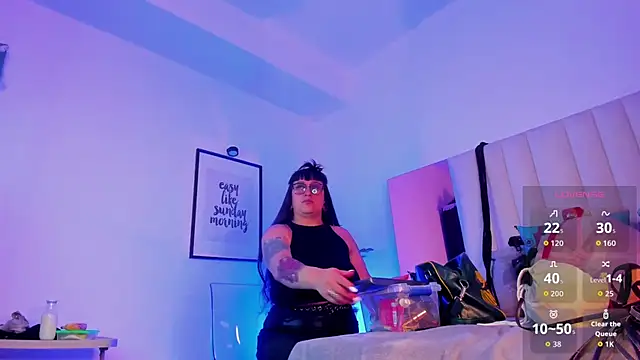 Violett Novoa online show from October 15, 11:54 am