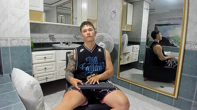 Thomas moon online show from September 12, 12:05 pm