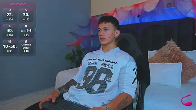 Thomas moon online show from October 28, 1:03 pm