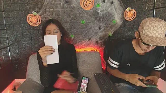 HellAndDante  online show from October 21, 11:49 pm