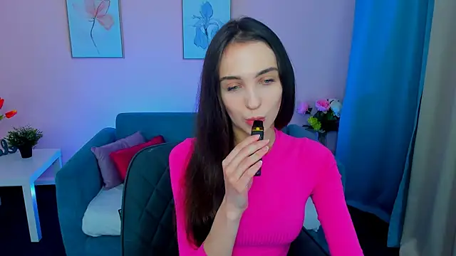 Snapshot of EllaSteele chatting on September 25, 1:15 pm EllaSteele online show from September 25, 1:15 pm