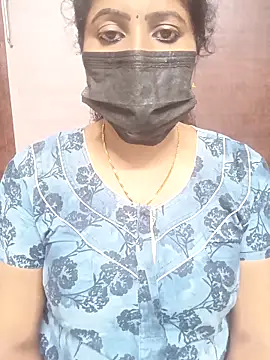 Snapshot of vasundhara26 chatting on September 8, 8:30 pm vasundhara26 online show from September 8, 8:30 pm