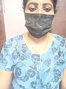 Snapshot of vasundhara26 chatting on September 27, 7:30 pm vasundhara26 online show from September 27, 7:30 pm