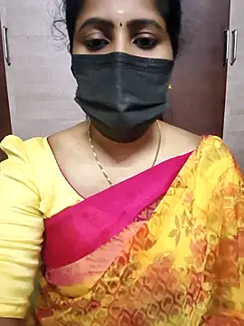 Snapshot of vasundhara26 chatting on October 5, 7:56 pm vasundhara26 online show from October 5, 7:56 pm