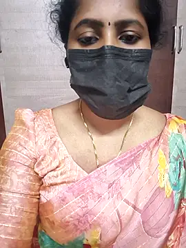 Snapshot of vasundhara26 chatting on October 25, 7:08 pm vasundhara26 online show from October 25, 7:08 pm