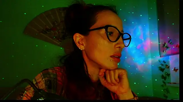 Snapshot of KiotoShine chatting on September 27, 10:26 pm KiotoShine online show from September 27, 10:26 pm