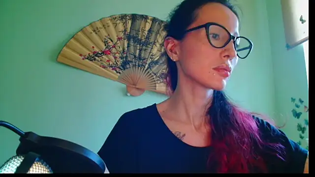 Snapshot of KiotoShine chatting on November 12, 12:16 pm KiotoShine online show from November 12, 12:16 pm