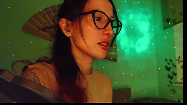 Snapshot of KiotoShine chatting on November 26, 6:09 pm KiotoShine online show from November 26, 6:09 pm