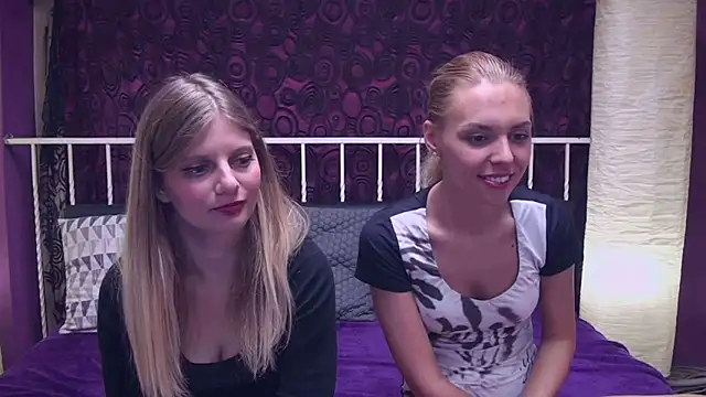 BlondeWitches online show from November 8, 12:05 pm