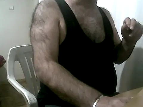 Snapshot of gerek27 chatting on December 2, 12:05 am gerek27 online show from December 2, 12:05 am