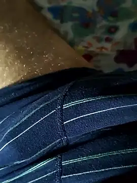 Snapshot of scalp_ello chatting on December 17, 10:49 pm scalp ello online show from December 17, 10:49 pm