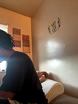 Snapshot of viceutk1 chatting on October 18, 11:55 am viceutk1 online show from October 18, 11:55 am