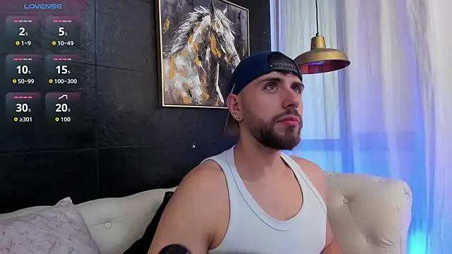 Maximo Wolff online show from October 18, 8:20 pm