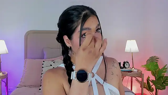 Cutie Riley online show from September 16, 2:51 pm