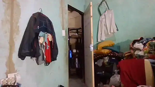 Nicky52 online show from October 31, 6:20 pm