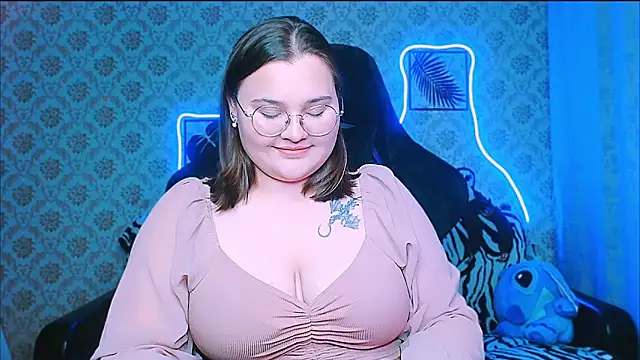 Snapshot of InLoveWithLife26 chatting on October 1, 7:20 pm InLoveWithLife26 online show from October 1, 7:20 pm