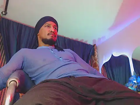 Snapshot of ElCaballeroNegro24 chatting on November 9, 2:54 am ElCaballeroNegro24 online show from November 9, 2:54 am