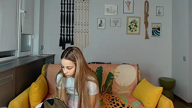 daddyonlyloveme online show from October 4, 7:23 pm