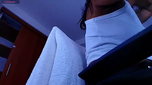 mishell- online show from November 12, 7:24 pm