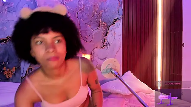 Lolalewis777 online show from October 25, 2:35 pm