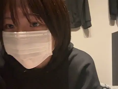 Snapshot of kabikabi_makaron chatting on October 14, 1:12 pm kabikabi makaron online show from October 14, 1:12 pm