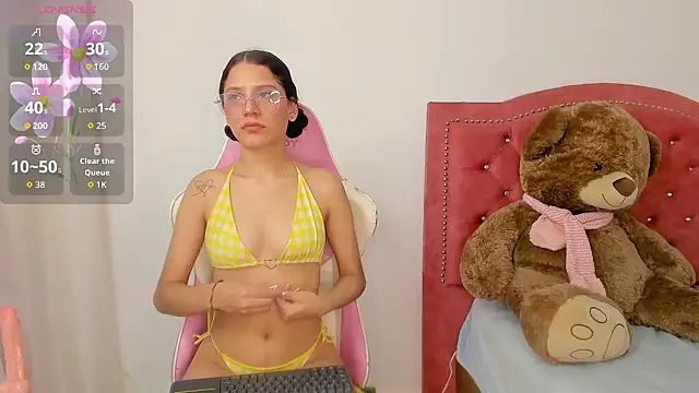 Nataly evans18 online show from September 12, 1:38 am